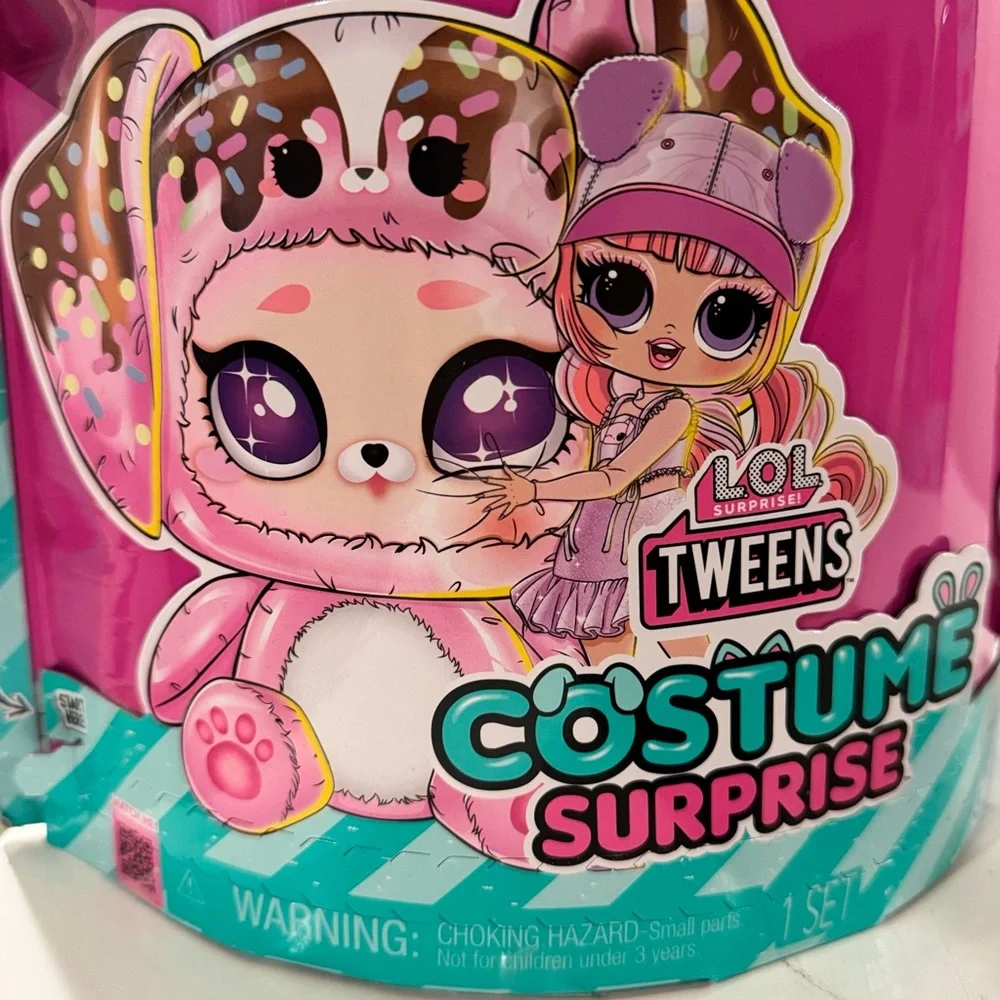 L.O.L. Surprise Tweens Costume Surprise Featuring Ali Dance. NEW